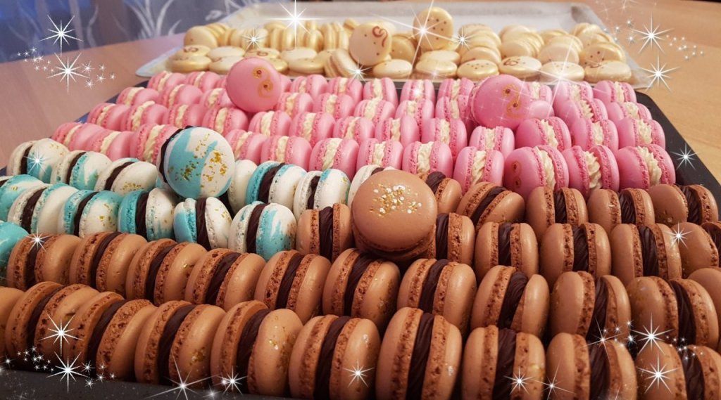 Atelier Vahiné  Décorez vos macarons avec la poudre dorée 